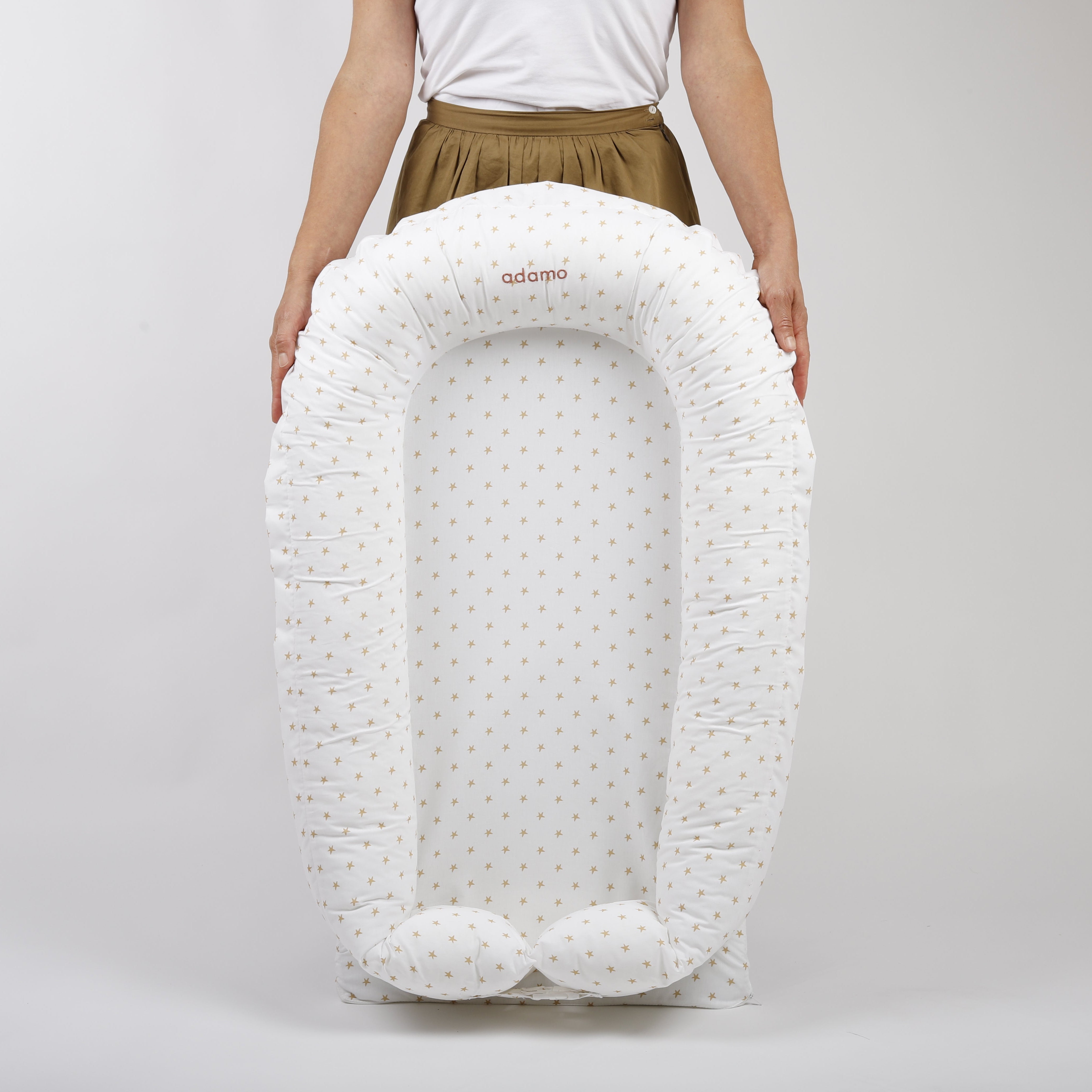 Adamo MAX Babafészek Csillagom