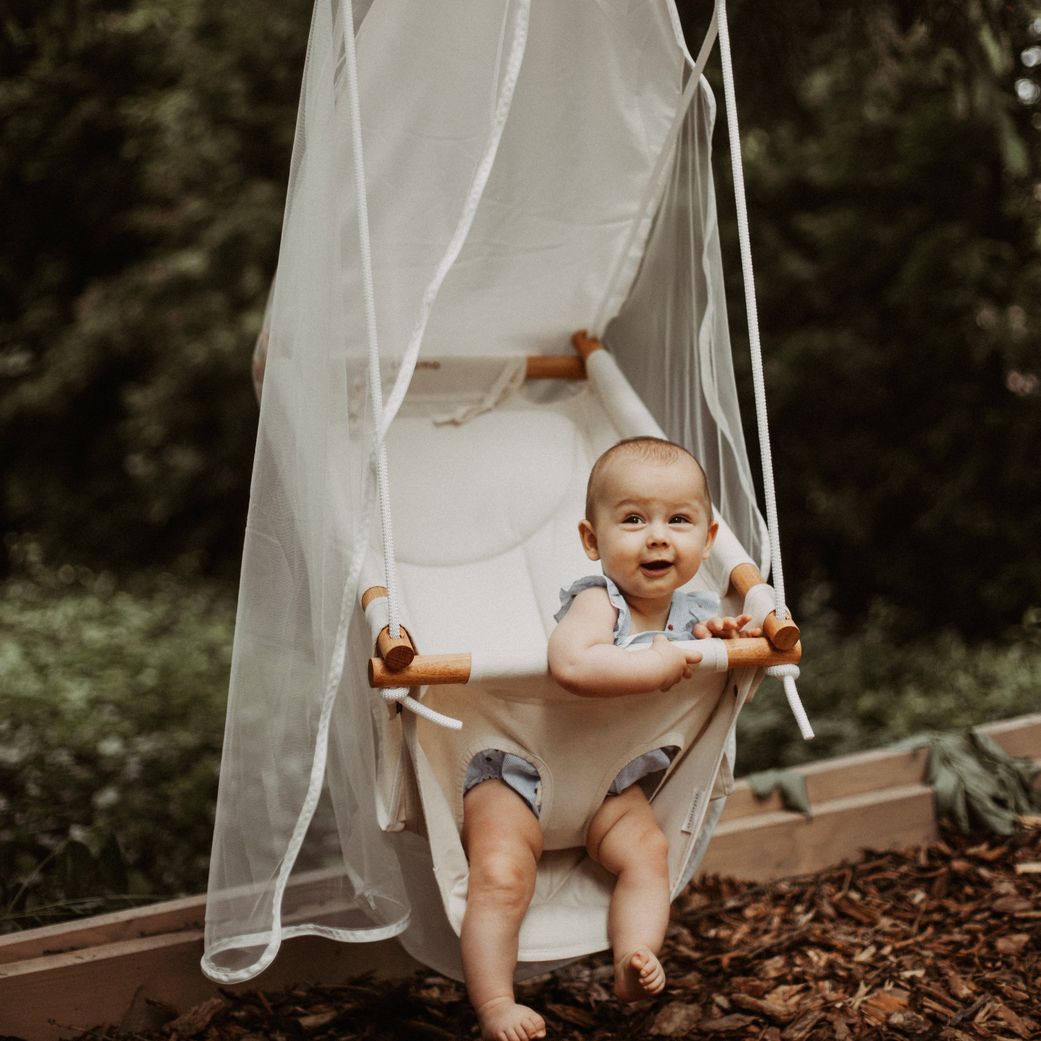 Rovarháló babahintához